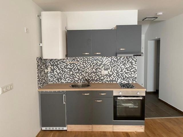Paky Appartements 00316 Bruck an der Leitha Buitenkant foto